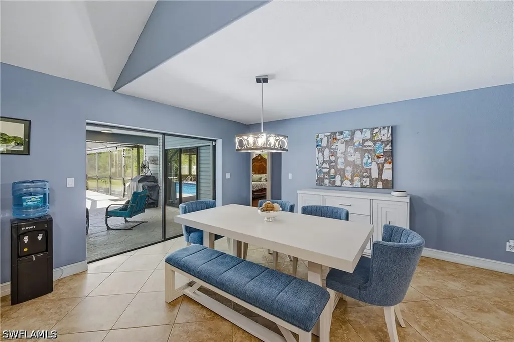 3731 5th Avenue NW Naples FL 34120