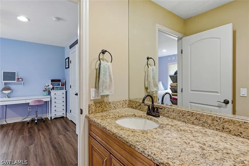 3731 5th Avenue NW Naples FL 34120