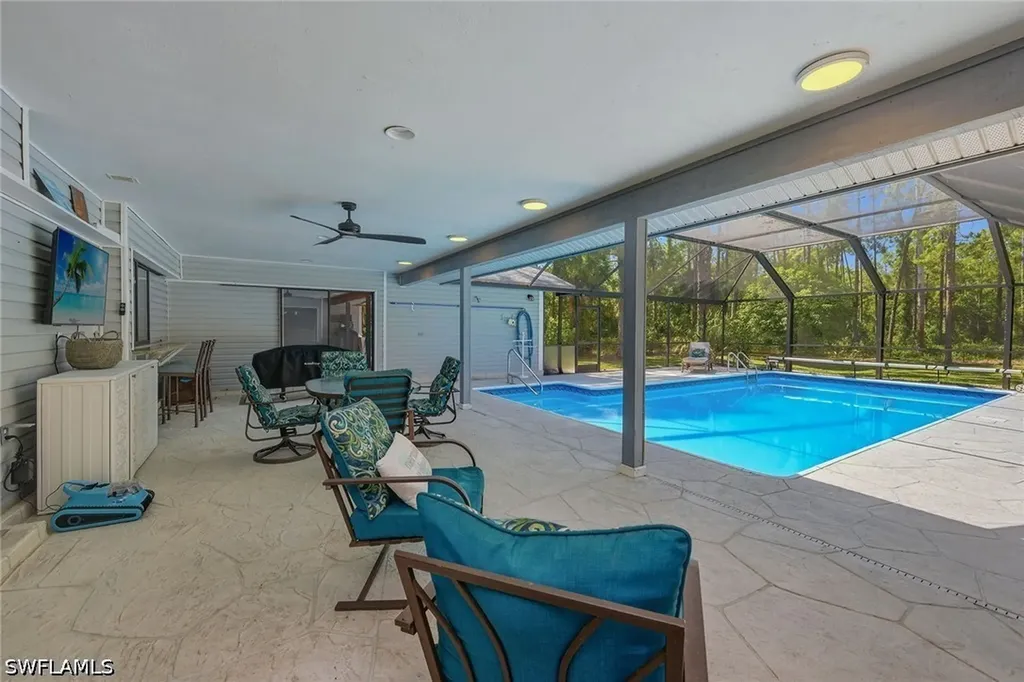 3731 5th Avenue NW Naples FL 34120