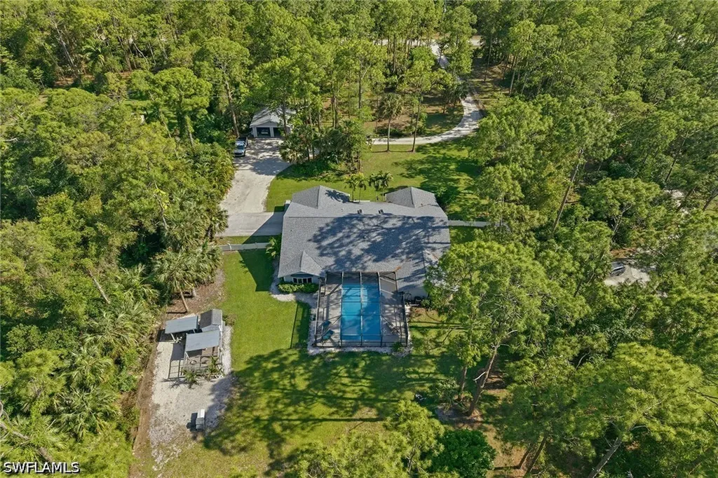 3731 5th Avenue NW Naples FL 34120
