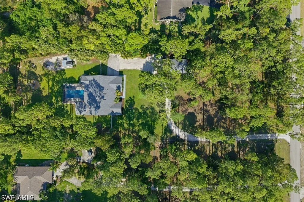 3731 5th Avenue NW Naples FL 34120
