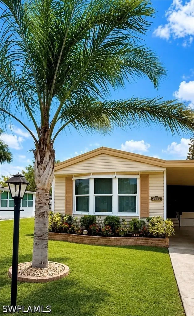 10651 Wales Loop Bonita Springs FL 34135