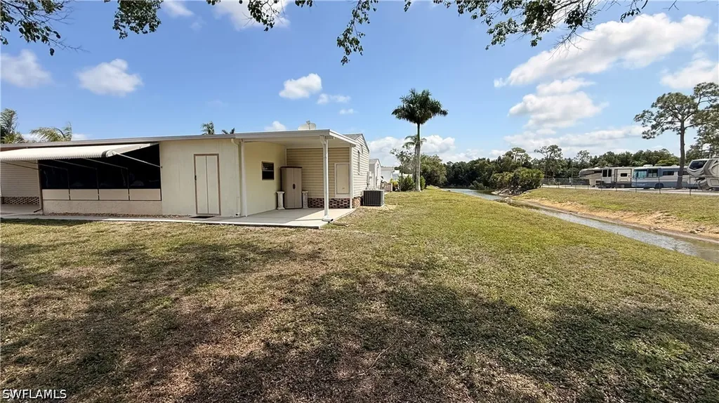 10651 Wales Loop Bonita Springs FL 34135