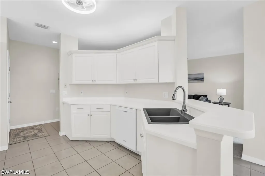 6025 Pinnacle Lane Naples FL 34110