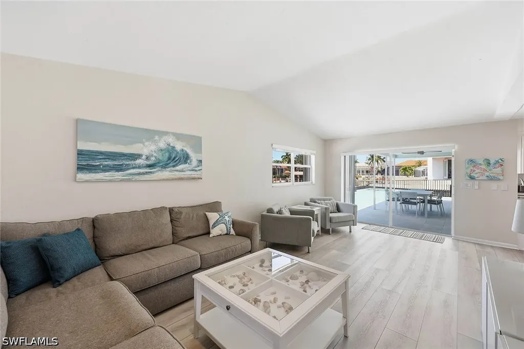 799 Caribbean Court Marco Island FL 34145