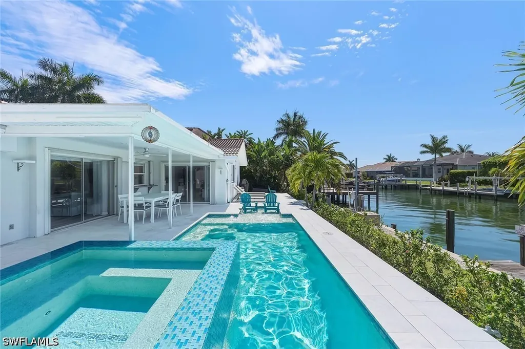 799 Caribbean Court Marco Island FL 34145