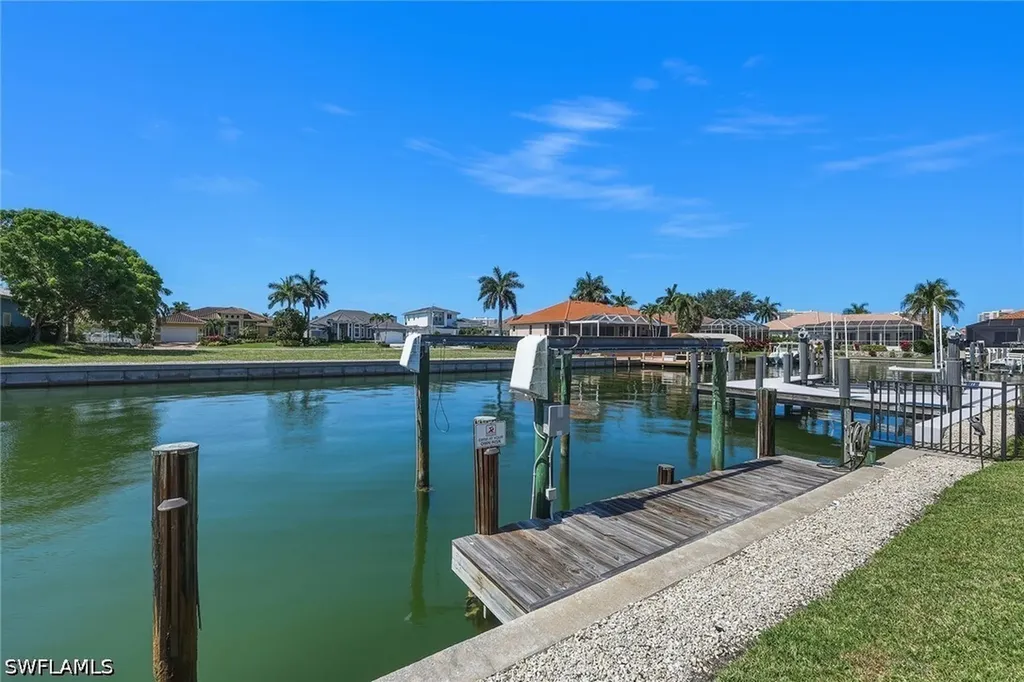 799 Caribbean Court Marco Island FL 34145