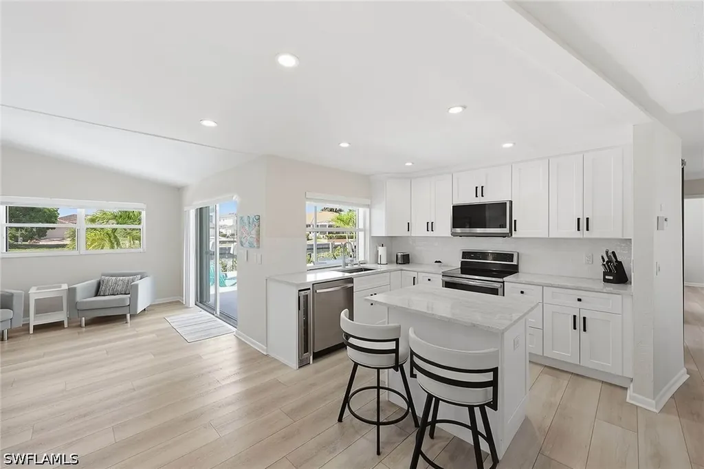 799 Caribbean Court Marco Island FL 34145