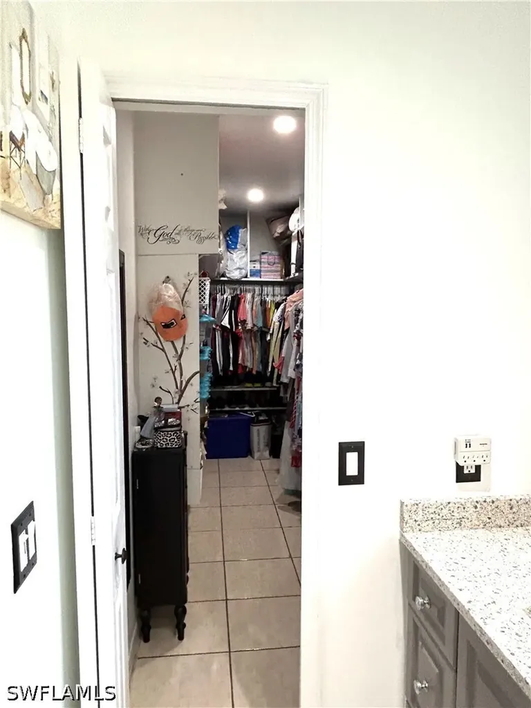 5364 Texas Avenue Naples FL 34113