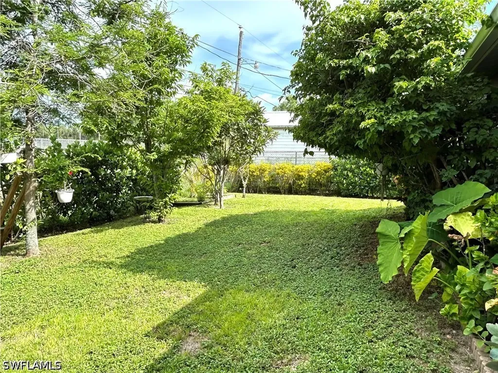 5364 Texas Avenue Naples FL 34113