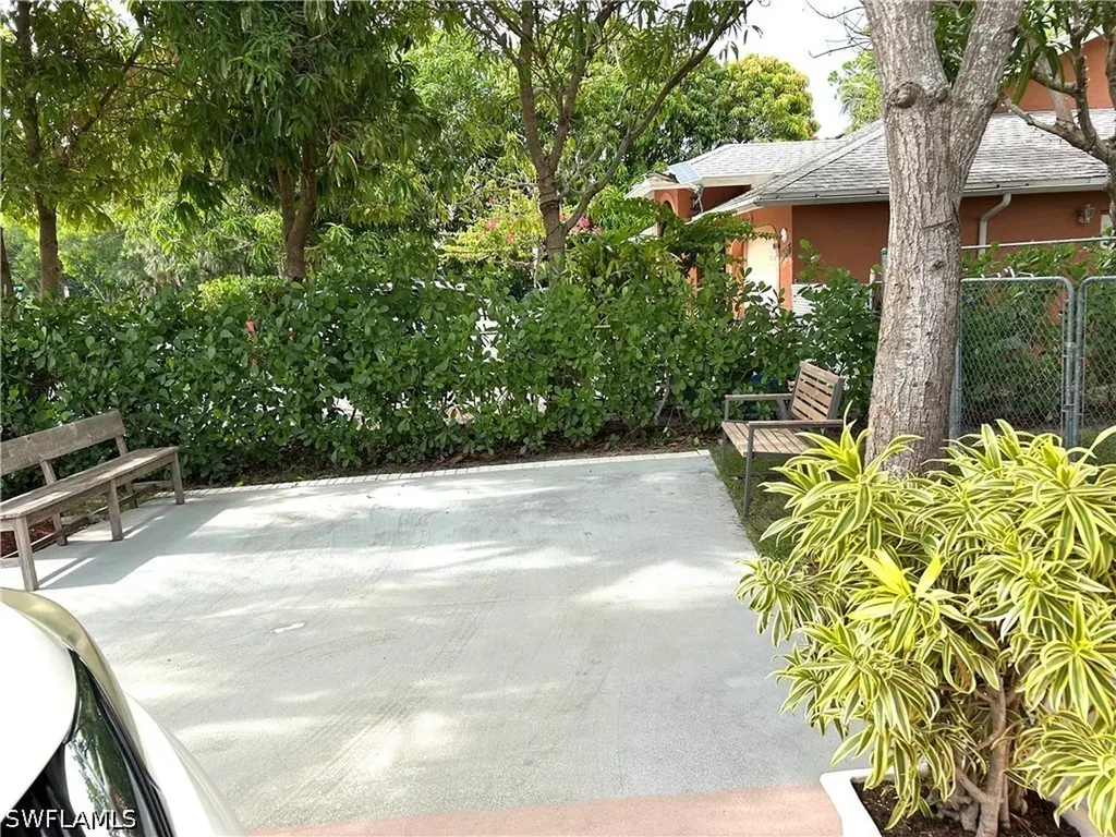 5364 Texas Avenue Naples FL 34113