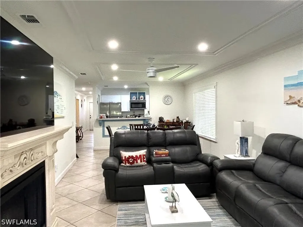 5364 Texas Avenue Naples FL 34113