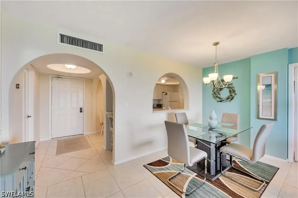 17 Bluebill Avenue Naples FL 34108