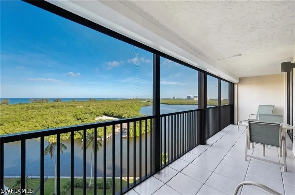 17 Bluebill Avenue Naples FL 34108