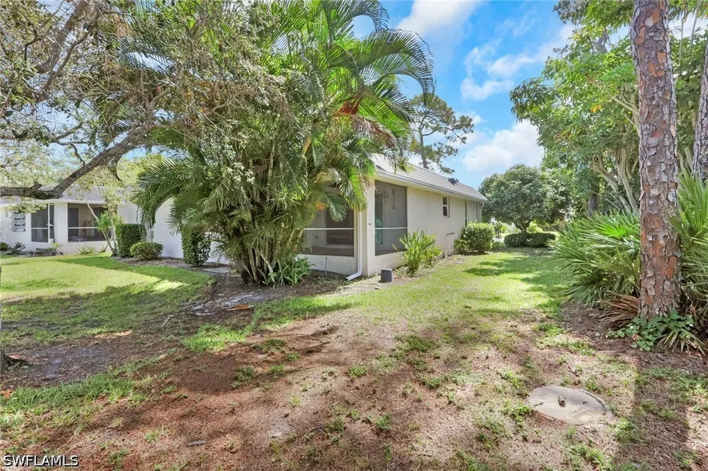 265 Lanchester Court Naples FL 34112