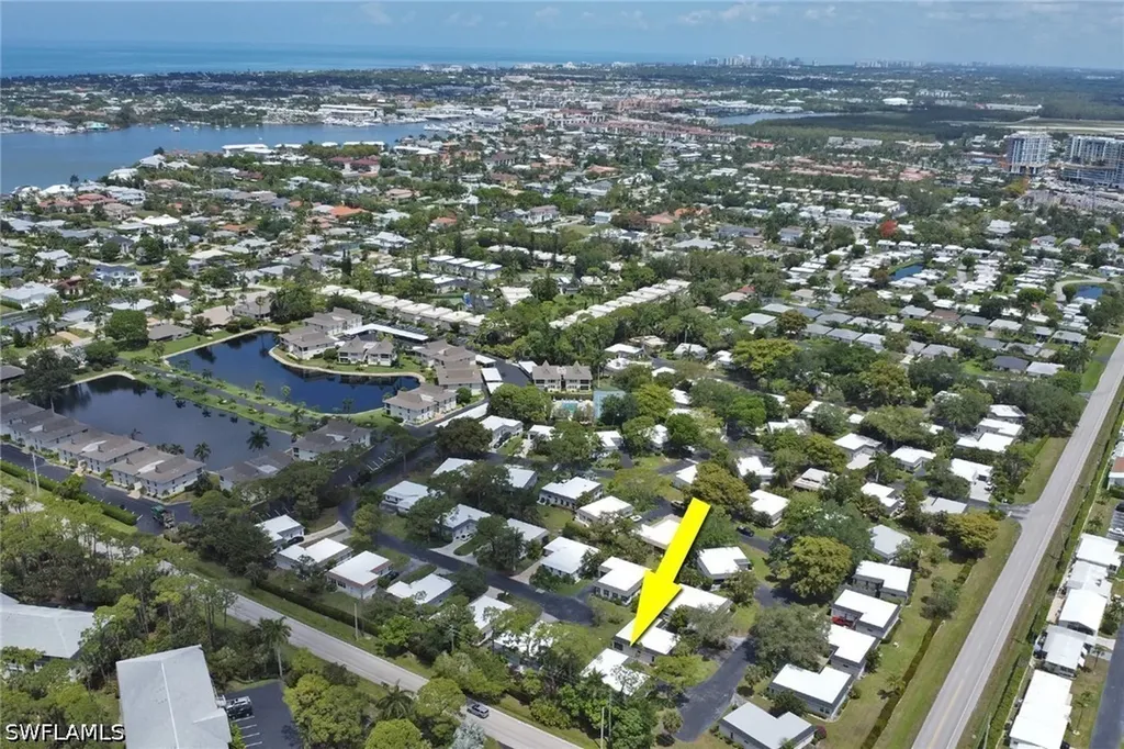 265 Lanchester Court Naples FL 34112
