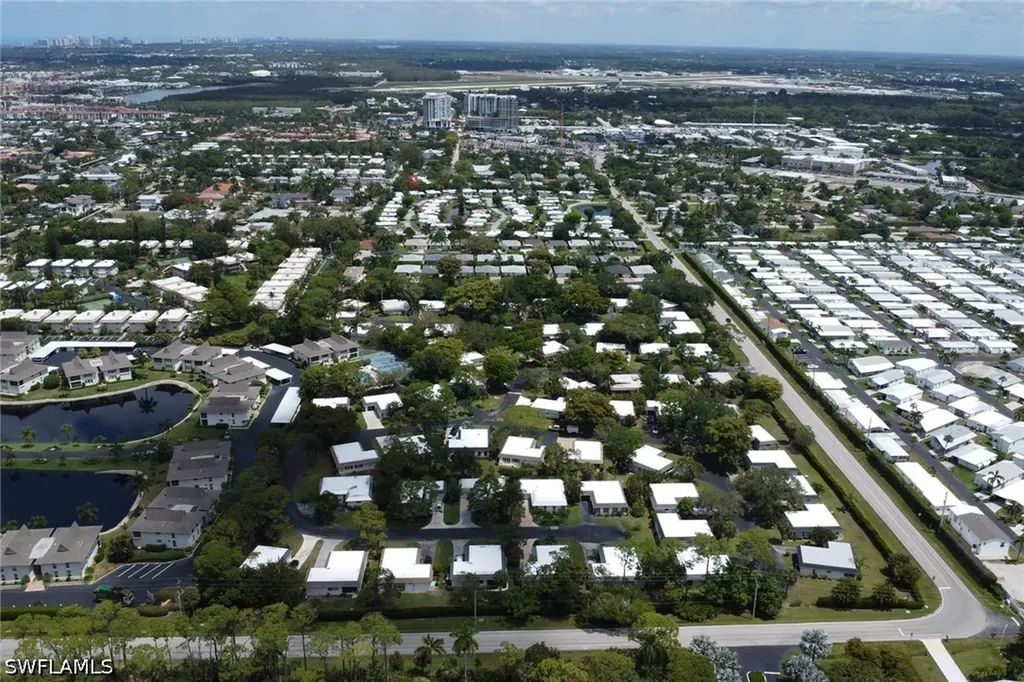 265 Lanchester Court Naples FL 34112