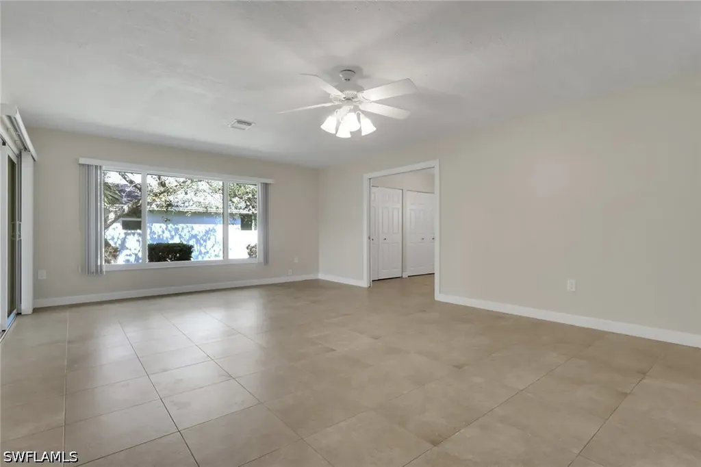 265 Lanchester Court Naples FL 34112