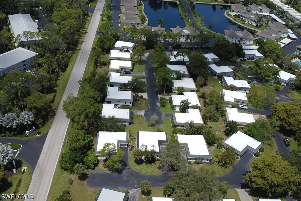 265 Lanchester Court Naples FL 34112