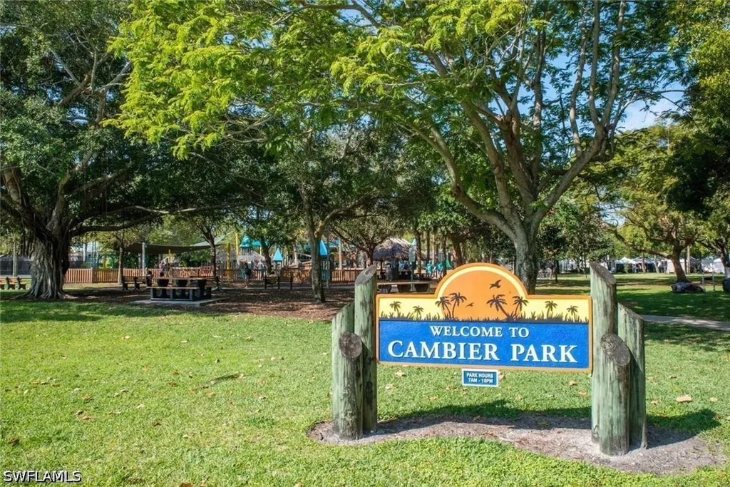 265 Lanchester Court Naples FL 34112