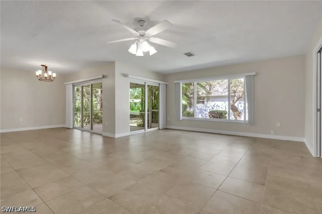 265 Lanchester Court Naples FL 34112