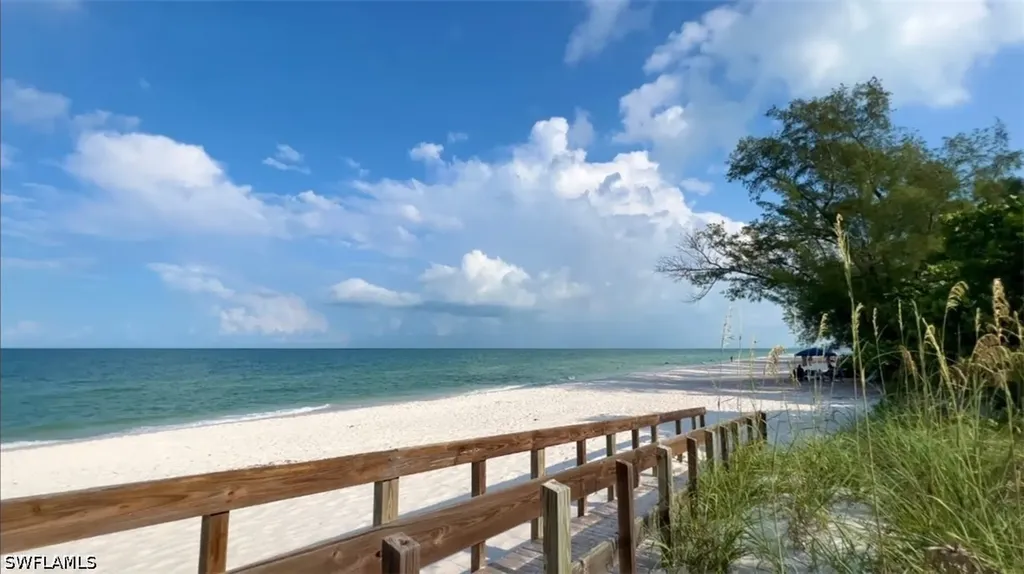 265 Lanchester Court Naples FL 34112