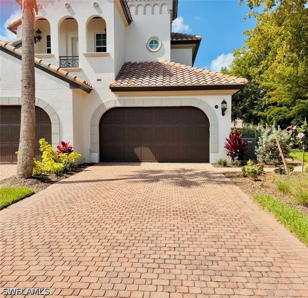 3730 Montreux Lane Naples FL 34114