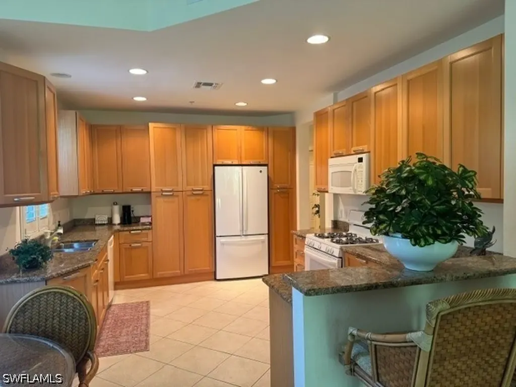 3730 Montreux Lane Naples FL 34114