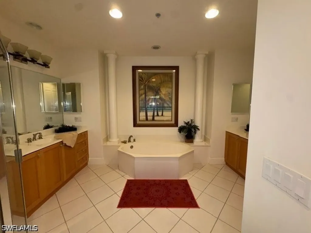 3730 Montreux Lane Naples FL 34114