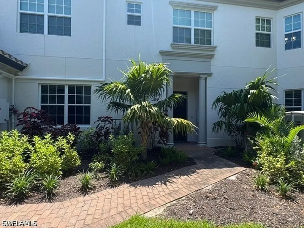 3730 Montreux Lane Naples FL 34114