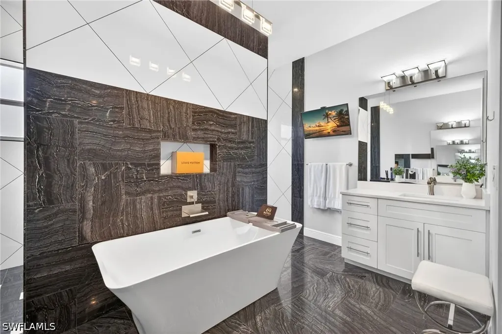 24000 Claire Street Bonita Springs FL 34135