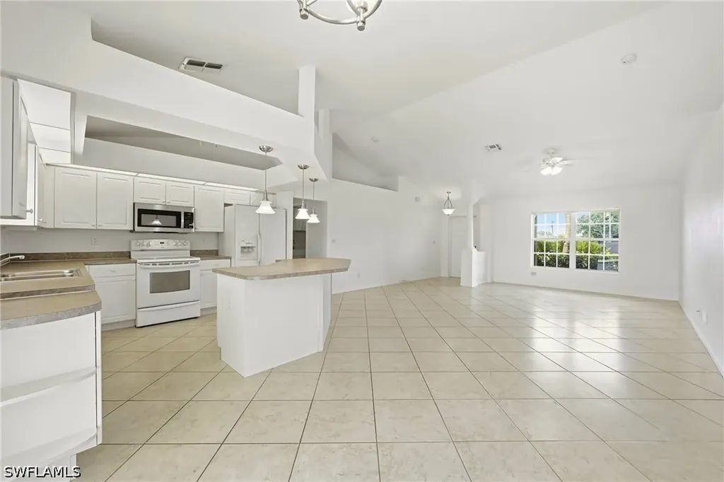 2017 NE 5th Place Cape Coral FL 33909
