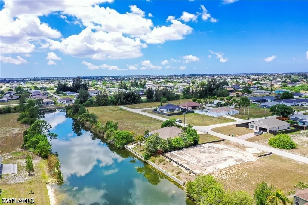 2017 NE 5th Place Cape Coral FL 33909