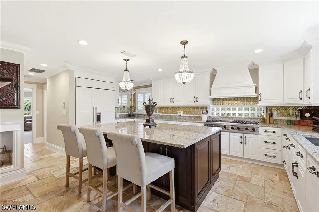 1748 Jewel Box Drive Sanibel FL 33957