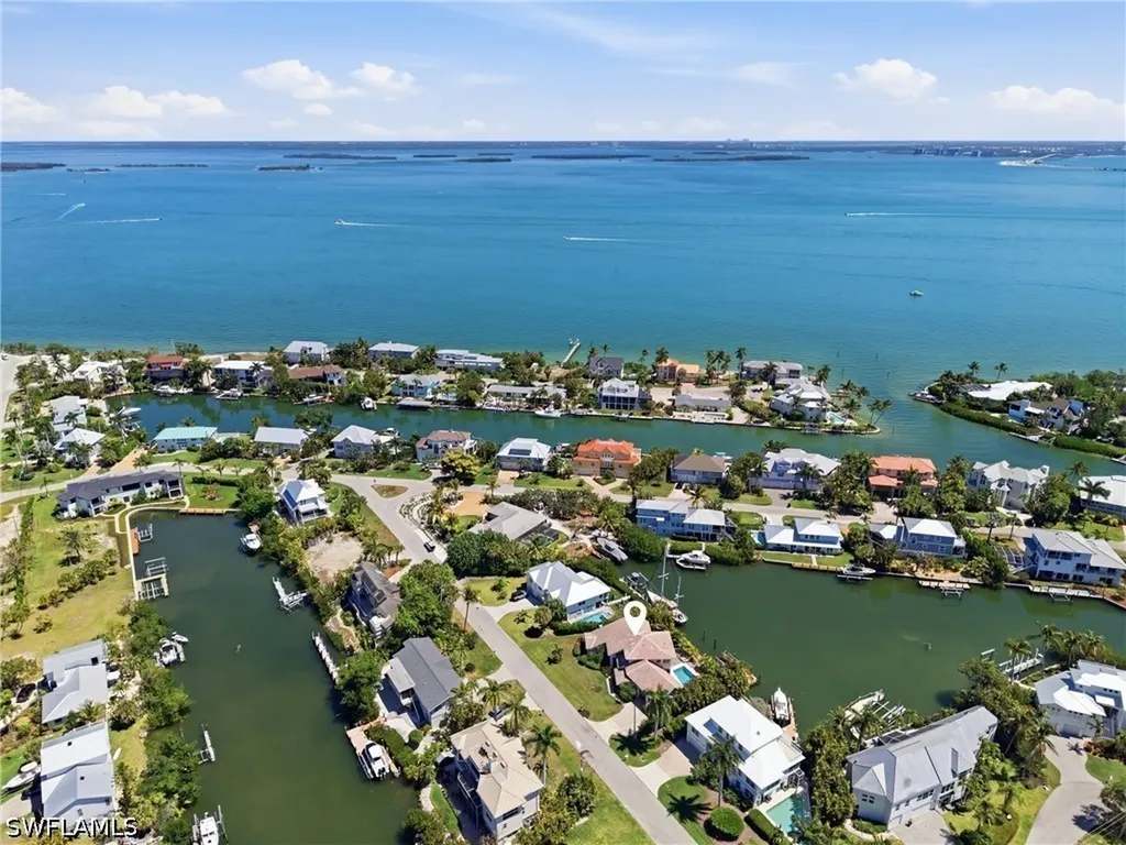 1748 Jewel Box Drive Sanibel FL 33957