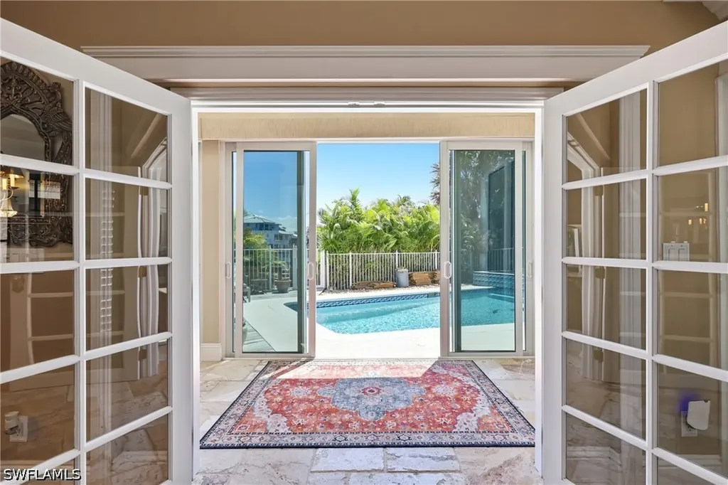 1748 Jewel Box Drive Sanibel FL 33957
