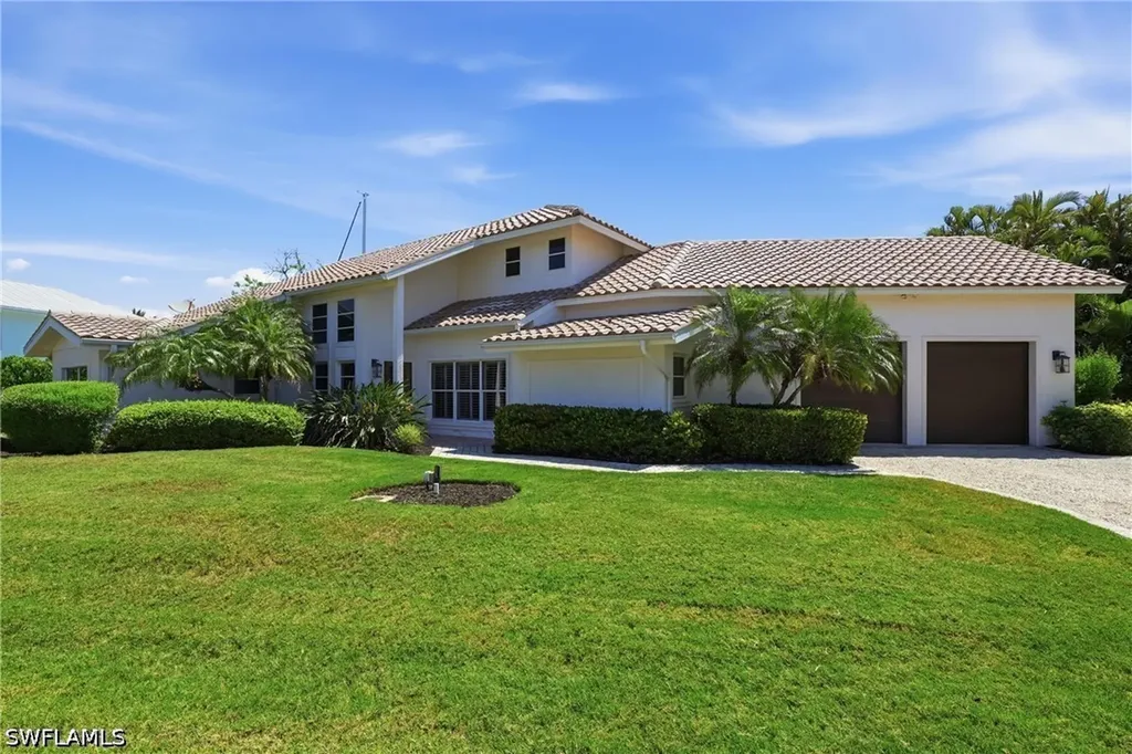 1748 Jewel Box Drive Sanibel FL 33957