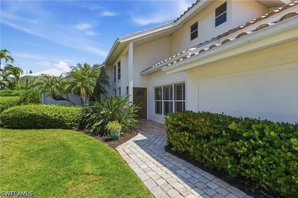 1748 Jewel Box Drive Sanibel FL 33957