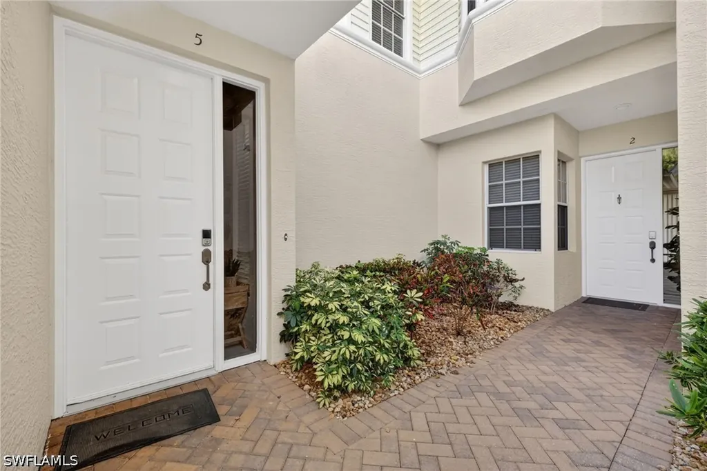 8540 Mystic Greens Way Naples FL 34113