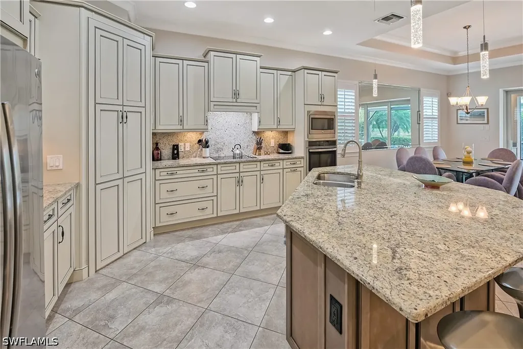 5069 Tortola Court Naples FL 34113