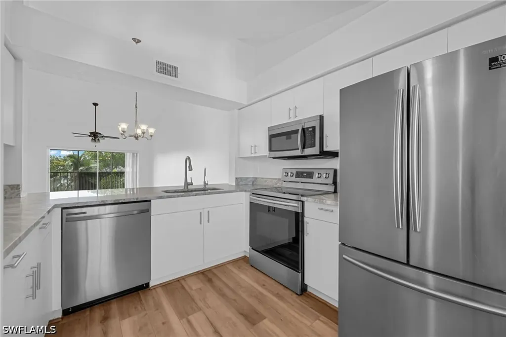 3250 Cypress Glen Way Naples FL 34109