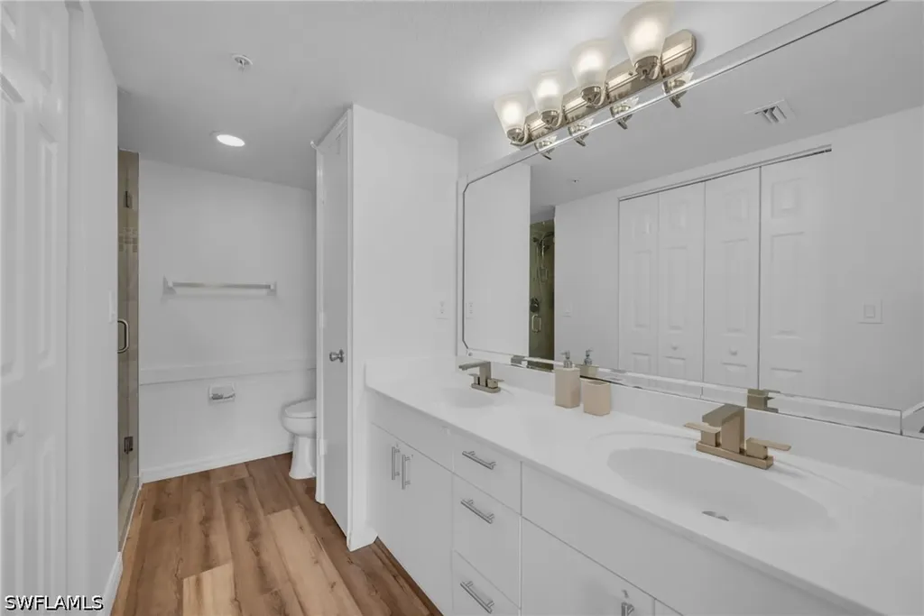 3250 Cypress Glen Way Naples FL 34109