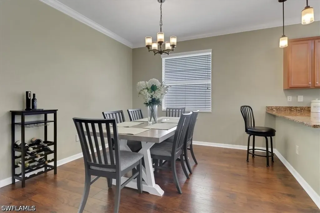 2391 Heydon Circle E Naples FL 34120
