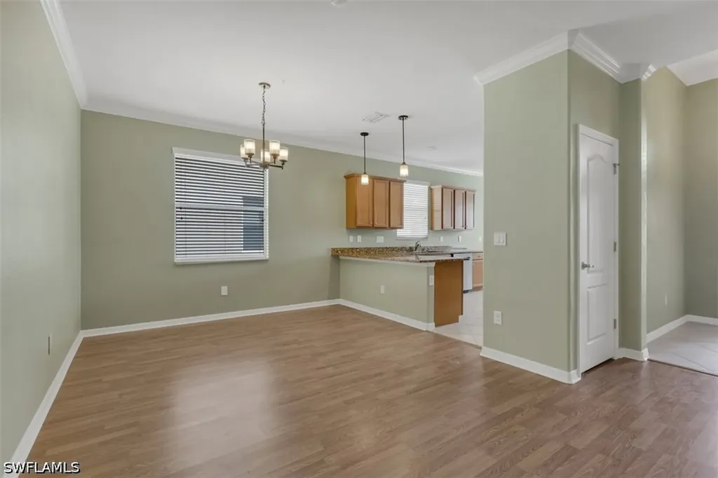 2391 Heydon Circle E Naples FL 34120