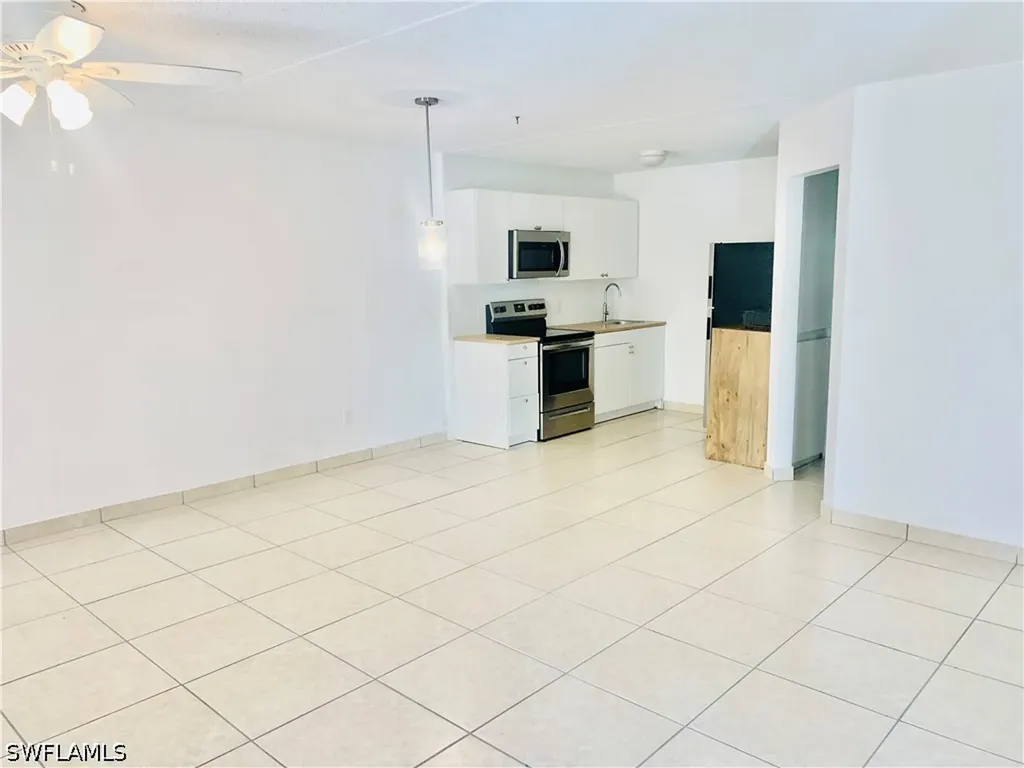 826 Wiggins Pass Road Naples FL 34110