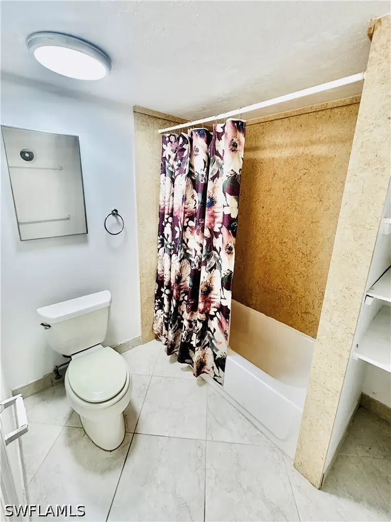 826 Wiggins Pass Road Naples FL 34110
