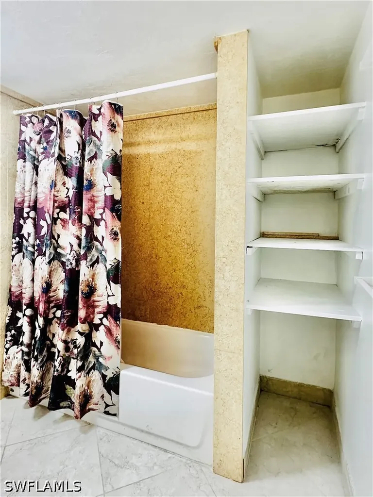 826 Wiggins Pass Road Naples FL 34110