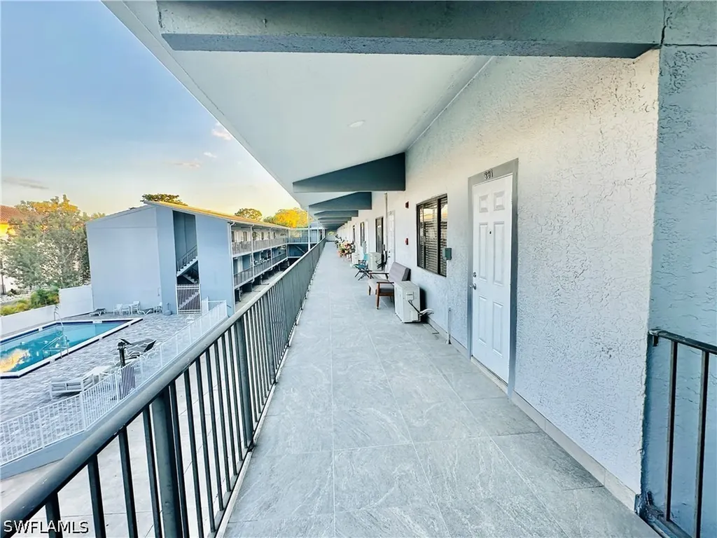 826 Wiggins Pass Road Naples FL 34110