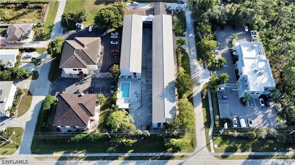 826 Wiggins Pass Road Naples FL 34110
