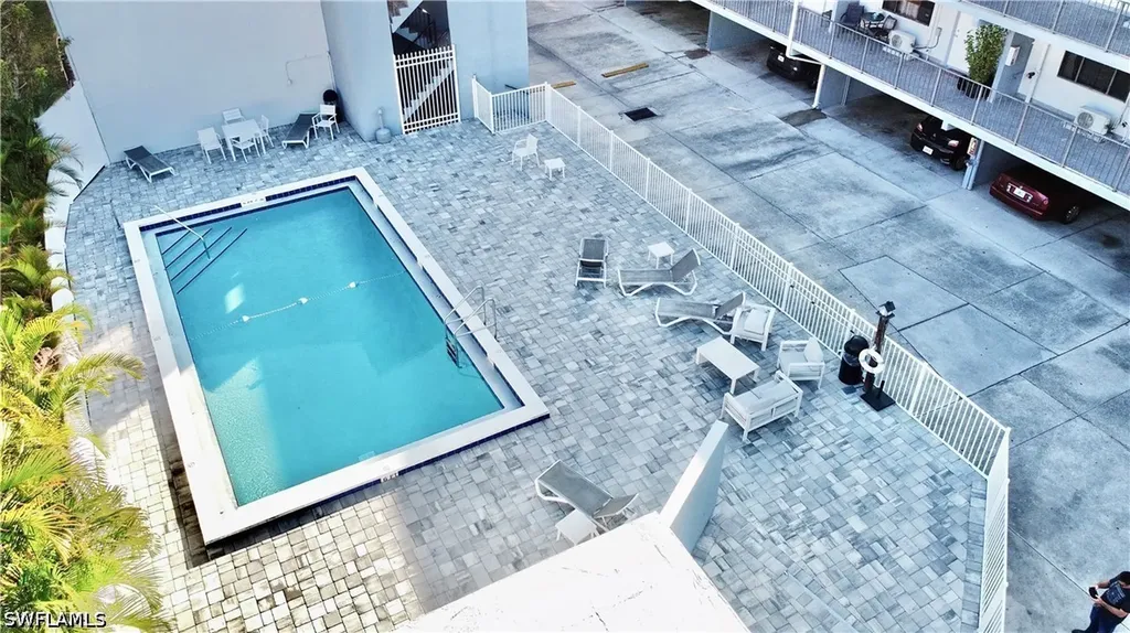 826 Wiggins Pass Road Naples FL 34110